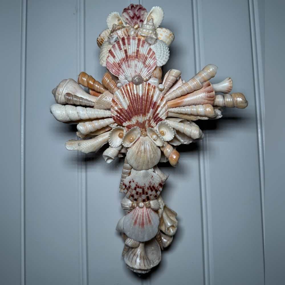 Seashell Cross Wall Decor